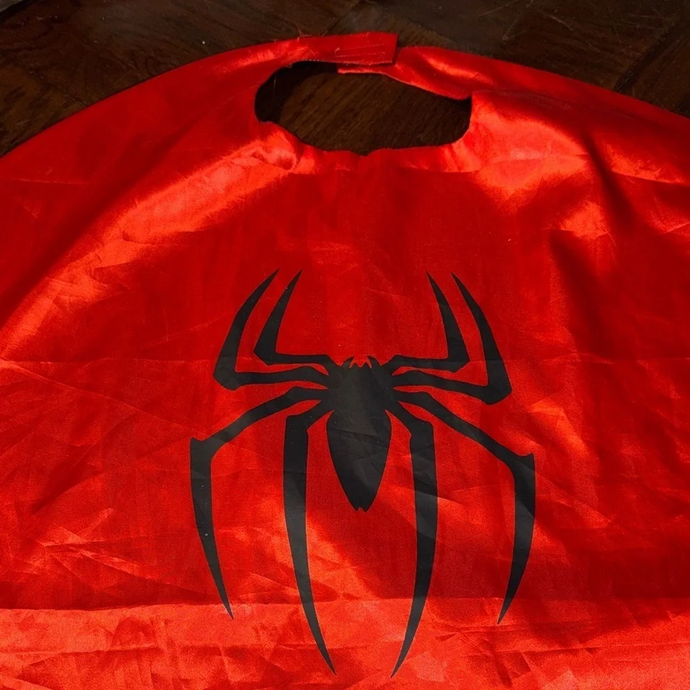 Disney Superhero cape Kids Costume - Red, Black, Blue bundle - Picture 4 of 10